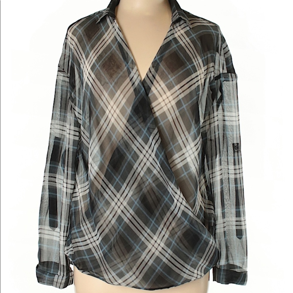 Long Sleeve grey and blue plaid print top
